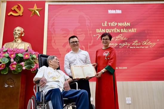 “Bài ca của nhân dân” được trao lại cho nhân dân ‘Như có Bác…’ – Giai điệu bất tử tiếp tục hành trình lan tỏa