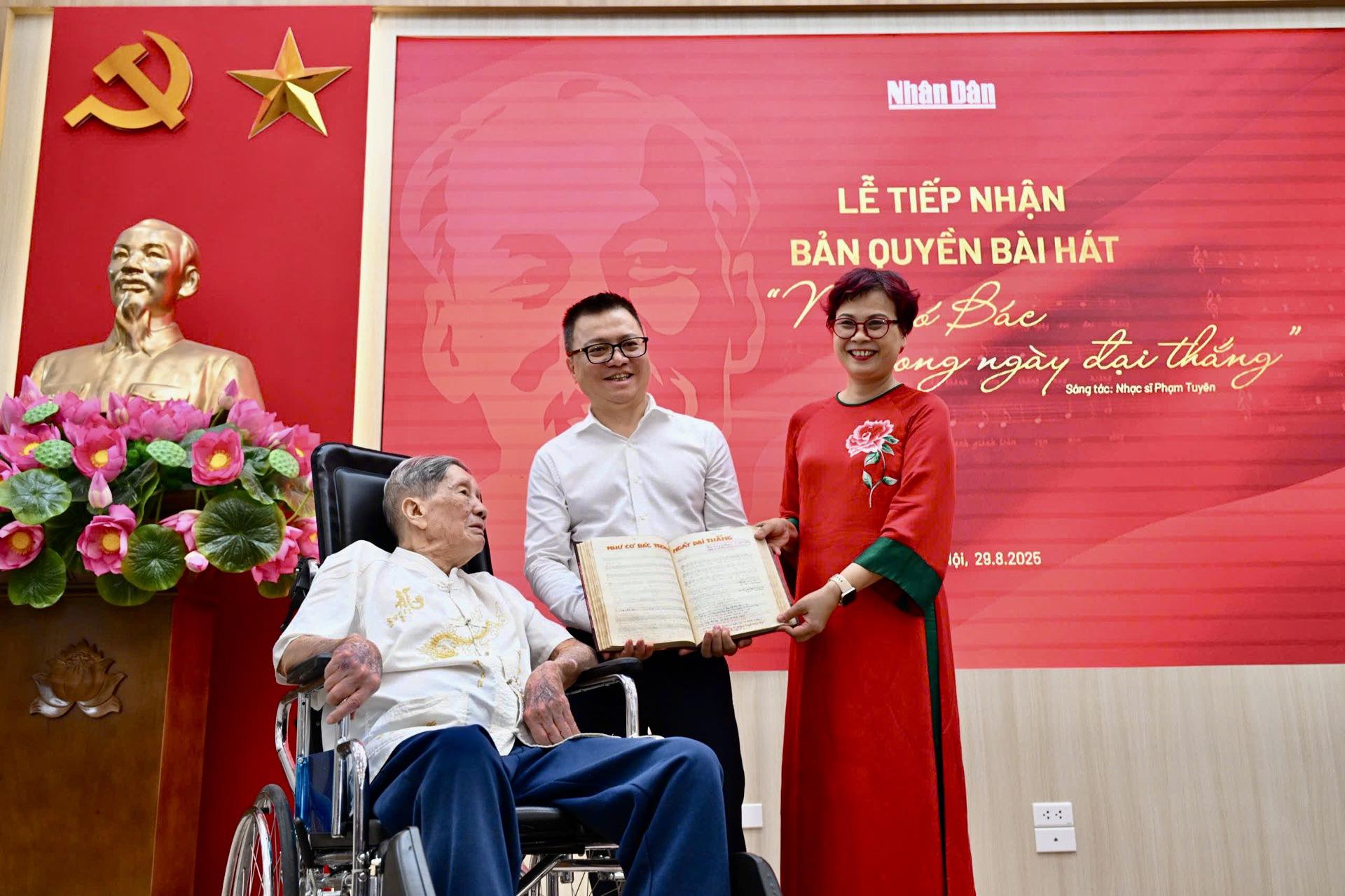 “Bài ca của nhân dân” được trao lại cho nhân dân ‘Như có Bác…’ – Giai điệu bất tử tiếp tục hành trình lan tỏa